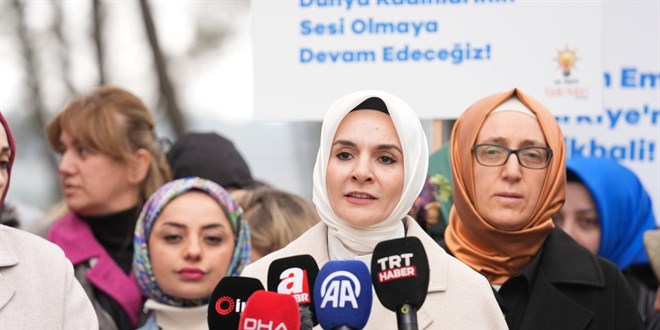 8 Mart’a Özel Arnavutköy’de fidan dikimi programı yapıldı