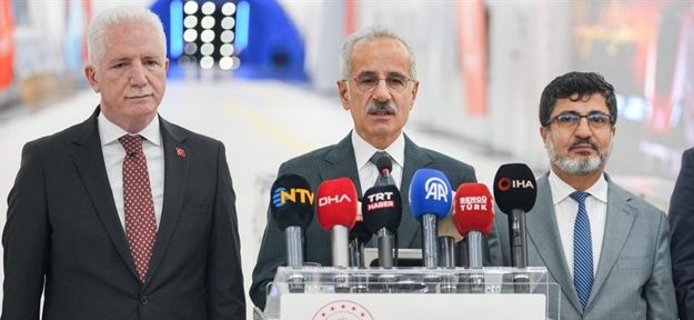 Bakan Uraloğlu: Dünyanın en uzun metro hatlarından birini tamamlamış olduk