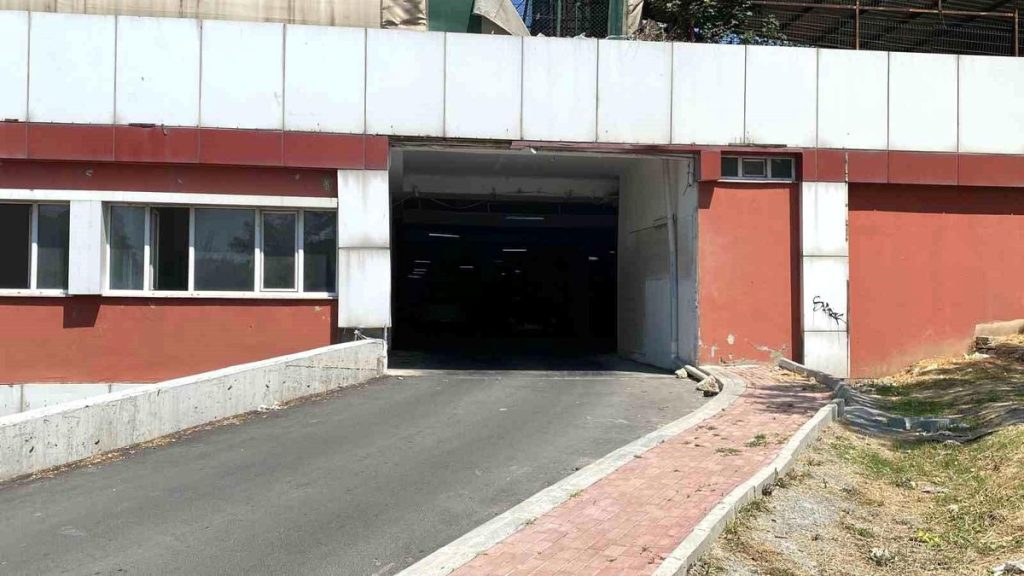Bayrampaşa’da pazar yerinde erkek cesedi bulundu