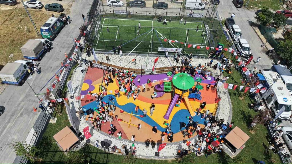 Özel çocuğun hayali, Arnavutköy’de yüzlerce çocuğun mutluluğu oldu