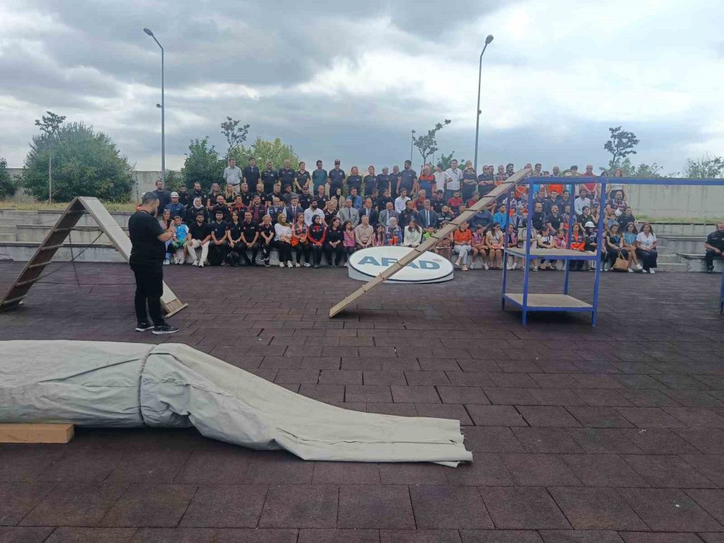 17 Ağustos depreminin 27. yılında AFAD’dan anlamlı anma etkinliği