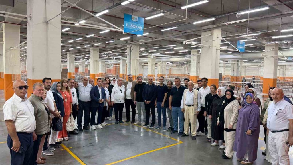 AK Parti İstanbul’dan “AK Belediyeciliği Yerinde Gör” programı