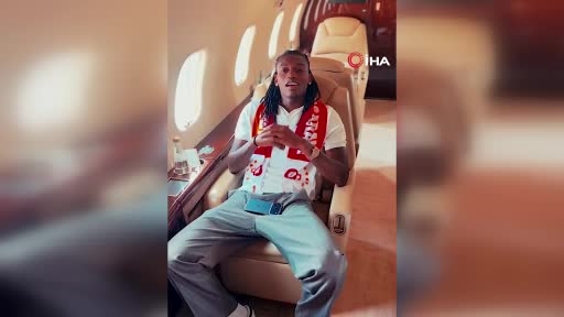 Galatasaray’ın yeni transferi Rafael Leao’dan taraftara mesaj
