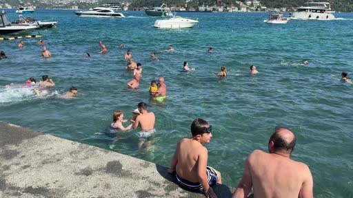 İstanbul’da sıcak hava etkili oldu: Park ve sahiller doldu taştı