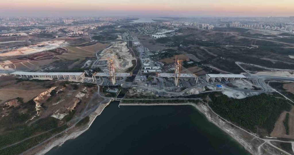 Kanal İstanbul’lun ilk köprüsünde 250 tonluk dev operasyon
