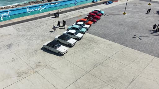 Klasik otomobil tutkunları Arnavutköy’de buluştu