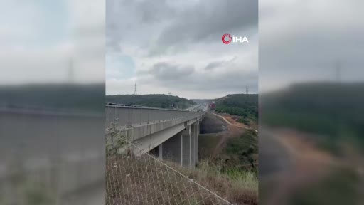 Kuzey Marmara Otoyolu’nda mahsur kalan keçiyi itfaiye kurtardı
