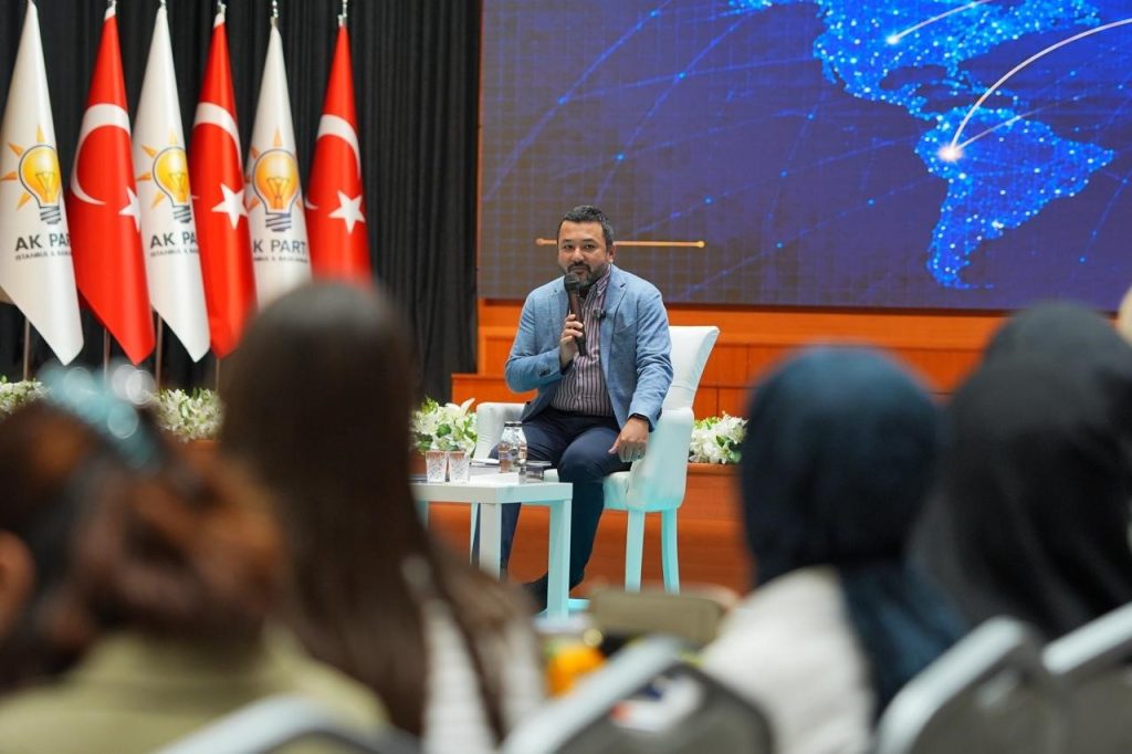 AK Parti İstanbul İl Gençlik Kolları “Diplomasi Atölyesi”ni hayata geçirdi