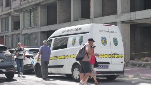 Avcılar’da 10 gündür kötü kokular gelen inşaatta bir erkek cesedi bulundu