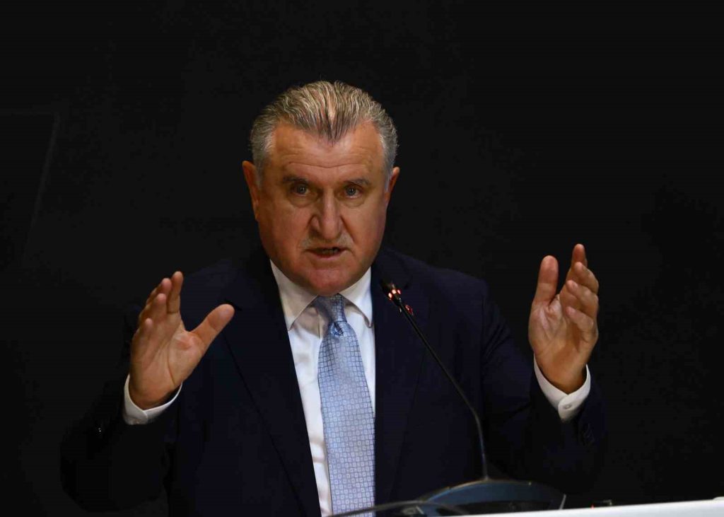 Bakan Osman Aşkın Bak: “İspanya Süper Kupası şehre bir heyecan katacak”
