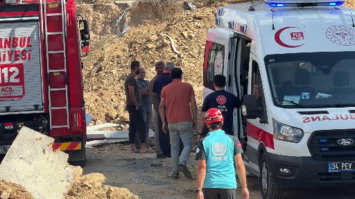 Başakşehir Şamlar Mahallesi’nde inşaat alanında toprak kayması yaşandı