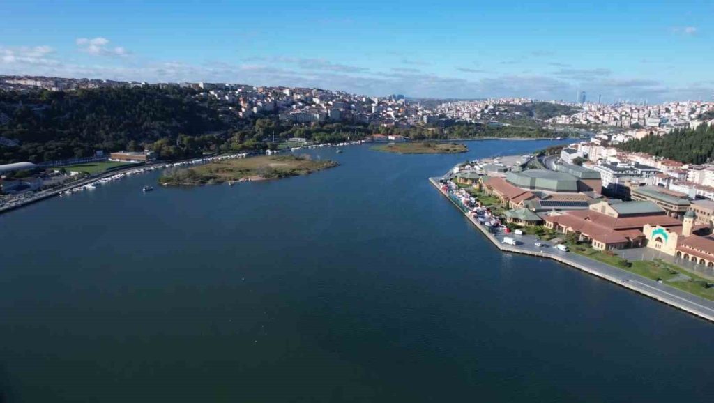 Eyüpsultan sahilinde vatandaşların ağır koku şikayeti