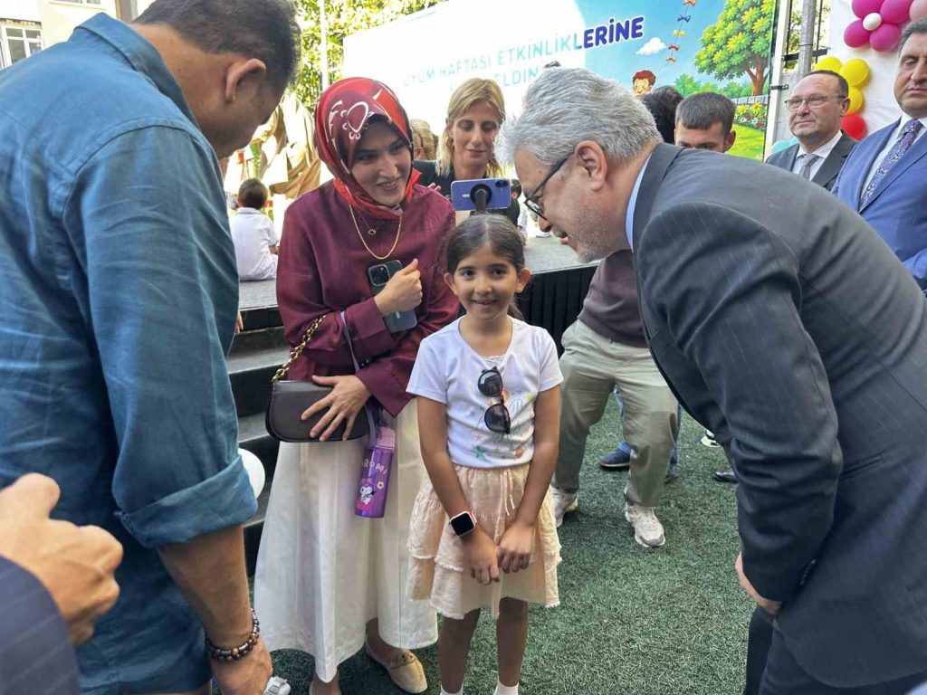 İstanbul’da minik öğrenciler Uyum Haftası’nda okulla buluştu