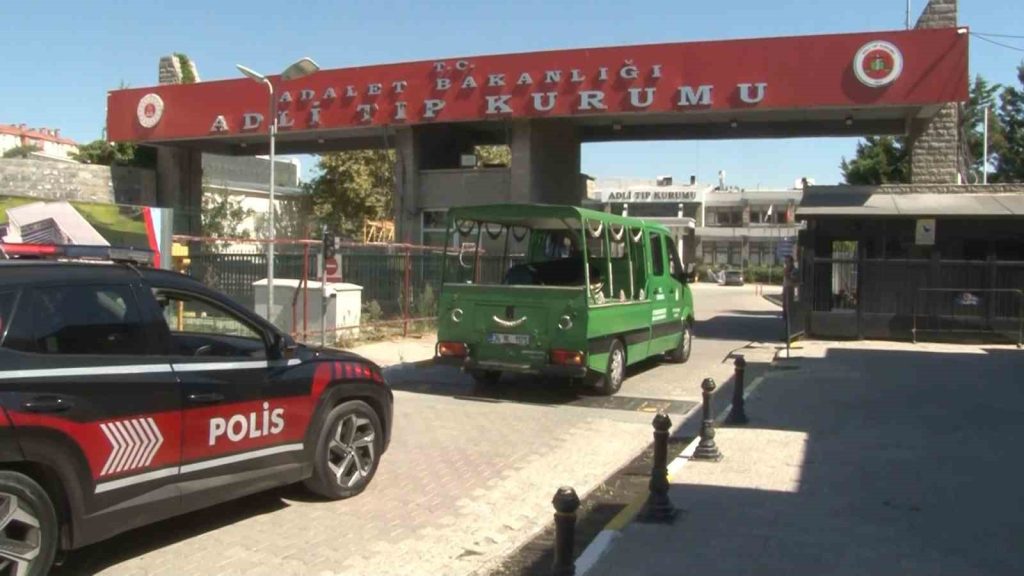 Kaşif Kozinoğlu’nun feth-i kabir işleminin ardından alınan örnekler Adli Tıp Kurumuna getirildi