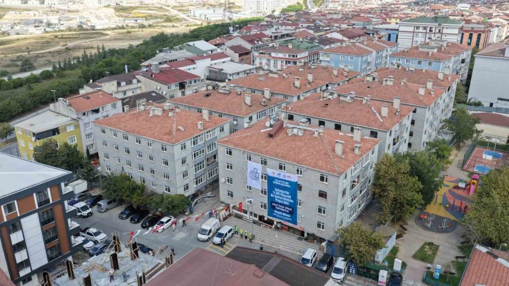 Sultangazi’de kentsel dönüşüm hızla sürüyor: 176 daire yerinde dönüşüyor